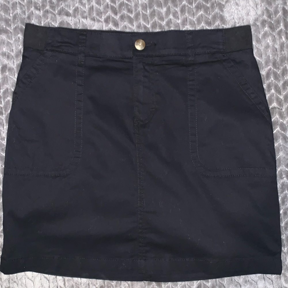 Lee Regular Fit Skorts.  Mid Rise.  Size 10.